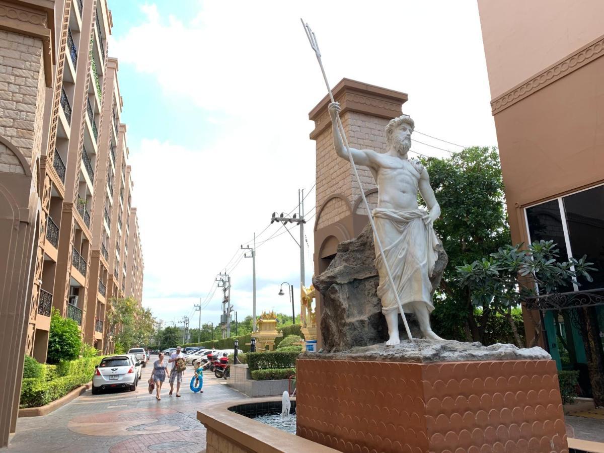 Atlantis Condo Resort Praia de Jomtien Exterior foto