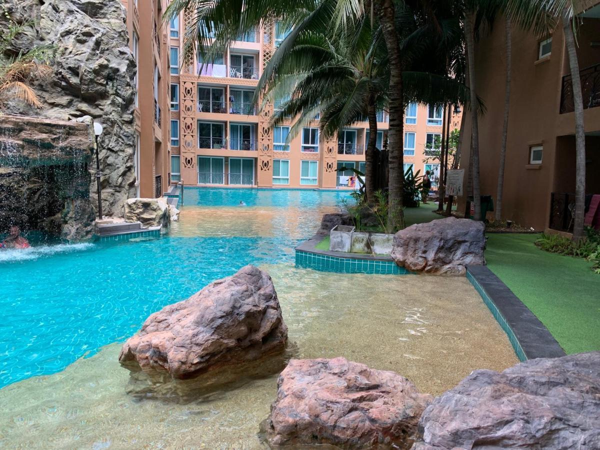 Atlantis Condo Resort Praia de Jomtien Exterior foto