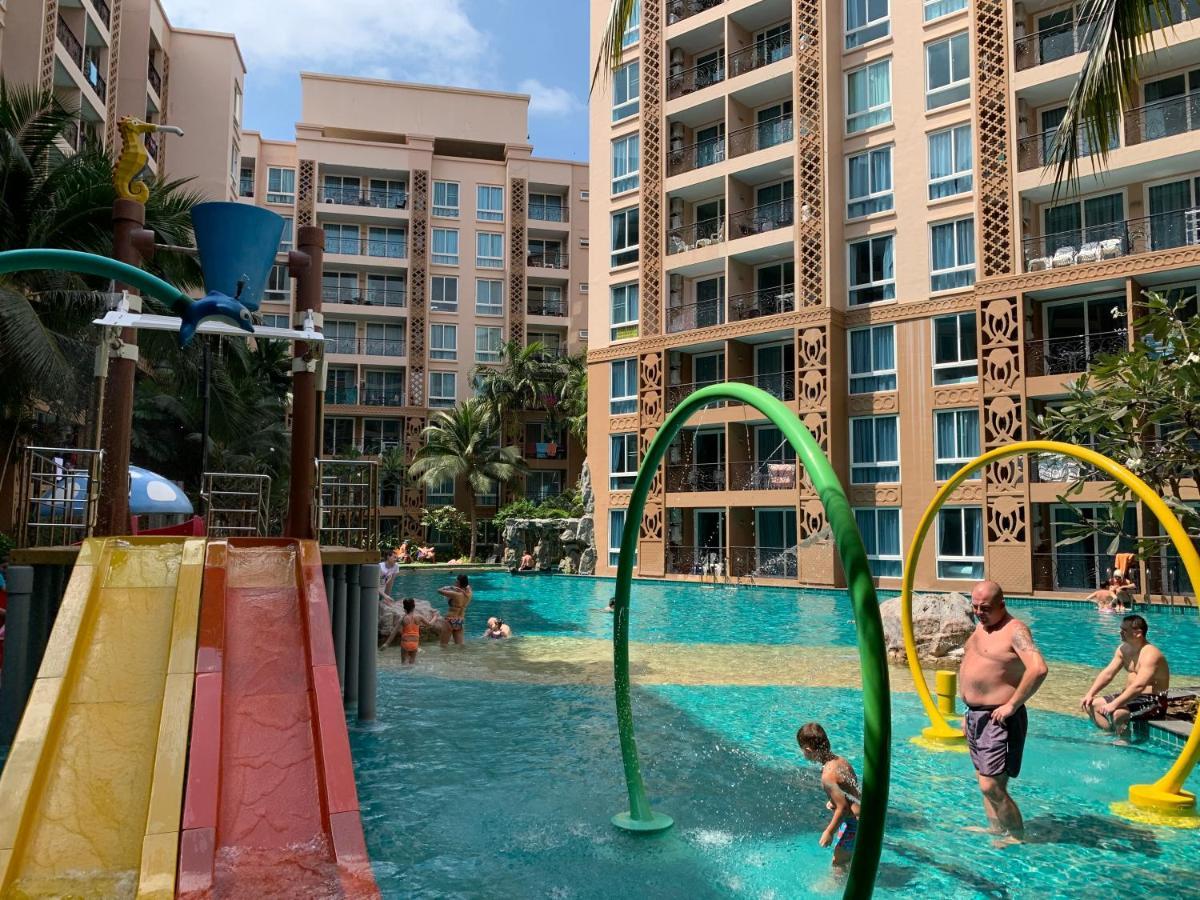 Atlantis Condo Resort Praia de Jomtien Exterior foto