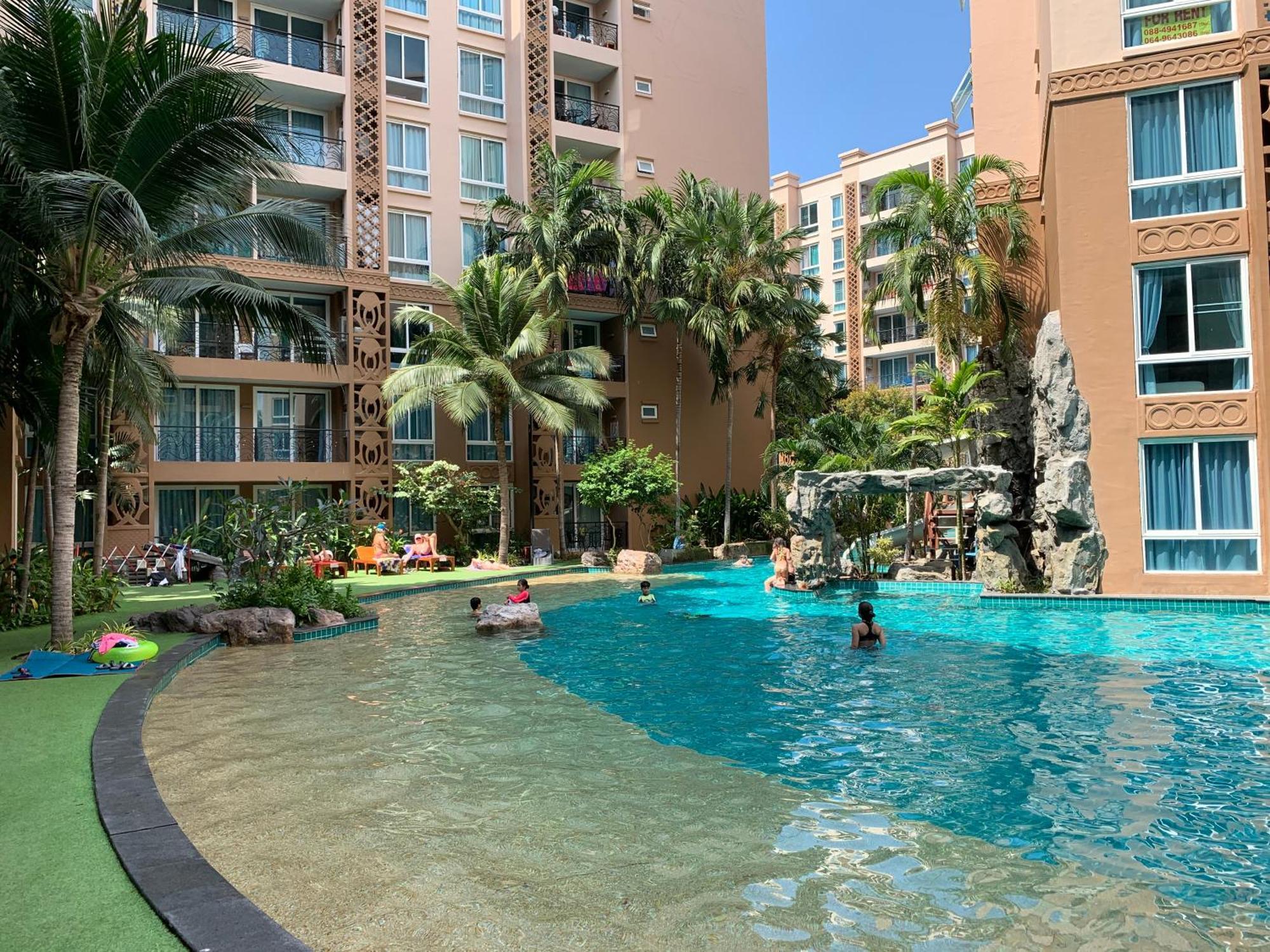 Atlantis Condo Resort Praia de Jomtien Exterior foto