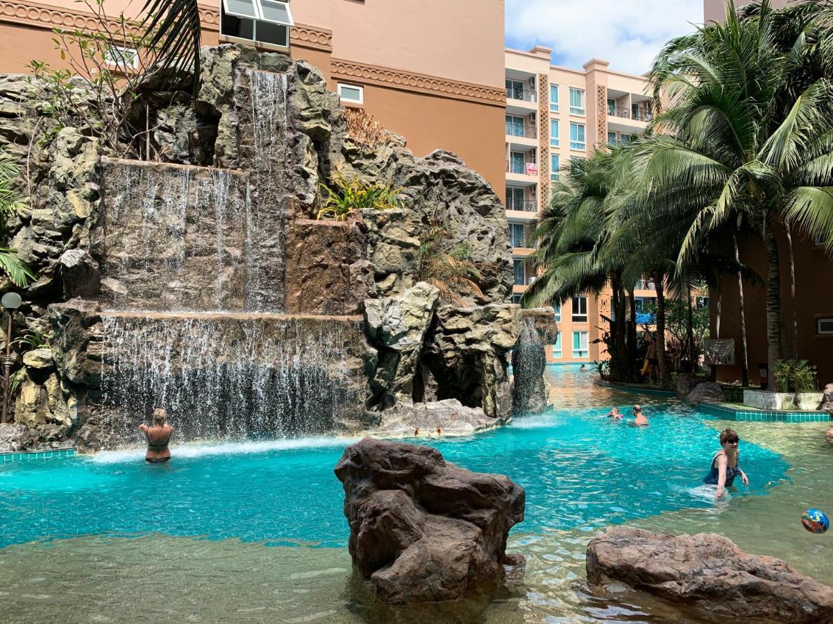Atlantis Condo Resort Praia de Jomtien Exterior foto