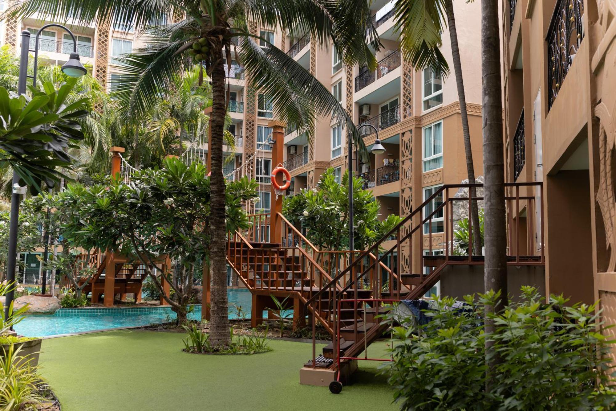 Atlantis Condo Resort Praia de Jomtien Exterior foto
